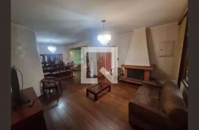 Casa com 4 quartos para alugar na Rua Doutor Nuno Caldeira Bellegarde, Mandaqui, São Paulo