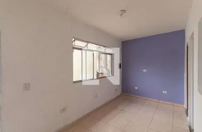 Casa com 2 quartos para alugar na Rua Jucupema, Itaquera, São Paulo