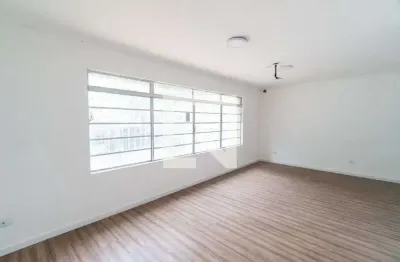 Casa com 3 quartos para alugar na Avenida Pedro Bueno, Jabaquara, São Paulo