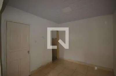 Casa com 1 quarto para alugar na Rua Jupira, Centro, Belford Roxo