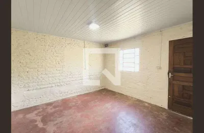 Casa com 1 quarto para alugar na Avenida José Mezzalira, Ivoturucaia, Jundiaí