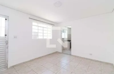 Casa com 2 quartos para alugar na Rua Maria Fernandes Gonçalves, Vila Ré, São Paulo
