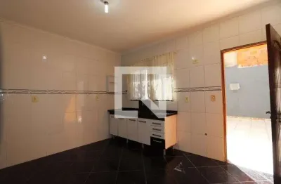 Casa com 1 quarto para alugar na Rua Leandro Bispo de Oliveira, Sapopemba, São Paulo