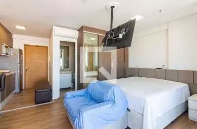 Apartamento com 1 quarto para alugar na Avenida Domingos Odália Filho, Centro, Osasco