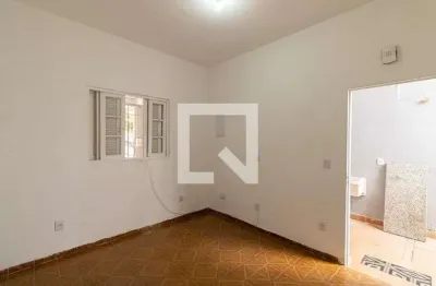 Casa com 1 quarto para alugar na Rua Francisco Jannetti, Itaquera, São Paulo