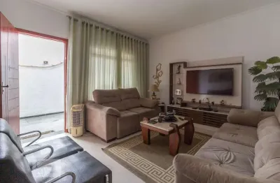 Casa com 3 quartos para alugar na Rua João Kaufmann, Bonfim, Osasco