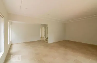 Casa com 4 quartos para alugar na Rua Iraúna, Moema, São Paulo