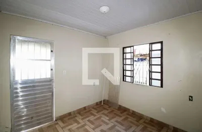 Casa com 2 quartos para alugar na Rua Santa Catarina, Mathias Velho, Canoas