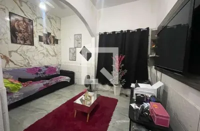 Casa com 6 quartos para alugar na Rua das Rosas, Pilar, Duque de Caxias