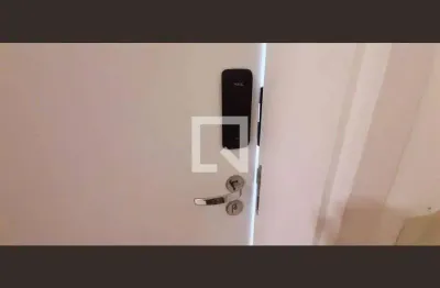 Apartamento com 2 quartos para alugar na Avenida Franz Voegeli, Centro, Osasco