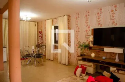 Casa / sobrado em condomínio para aluguel - vila viana, 3 quartos,  200 m² - goiânia