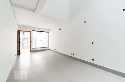 Casa com 3 quartos para alugar na Rua Território do Amapá, Saúde, São Paulo