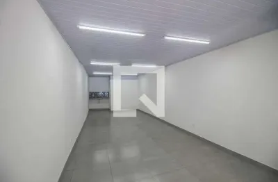 Casa com 1 quarto para alugar na Estrada Mirandela, Centro, Nilópolis