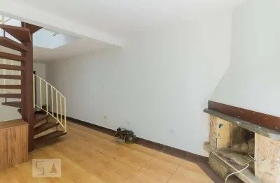 Casa com 3 quartos para alugar na Rua Canário, Taboão, Guarulhos