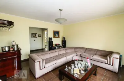 Casa com 3 quartos para alugar na Rua França Carvalho, Mooca, São Paulo