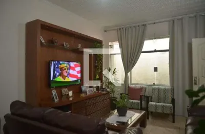 Casa com 3 quartos para alugar na Rua das Aroeiras, Jardim, Santo André