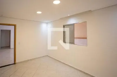 Casa com 1 quarto para alugar na Rua Alemanha, Canhema, Diadema