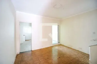 Casa com 5 quartos para alugar na Rua Bernardo Magalhães, Tatuapé, São Paulo