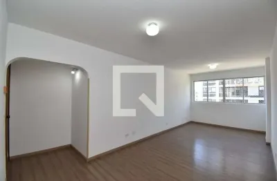 Apartamento com 3 quartos para alugar na Rua Eça de Queiroz, Ahú, Curitiba