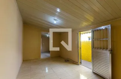 Casa com 2 quartos para alugar na Rua Antônio Correia, Piqueri, São Paulo