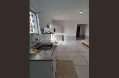Apartamento com 1 quarto para alugar na Rua Maria de Lurdes Vieira de Oliveira, Areias, São José