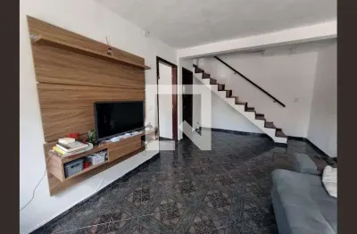 Casa com 4 quartos para alugar na Rua Antônio Cornélio, Jaguaribe, Osasco