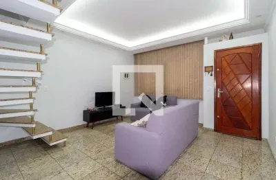 Casa com 4 quartos para alugar na Rua Itabaiana, Belém, São Paulo