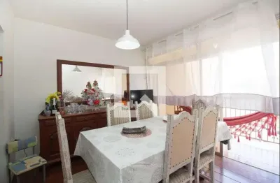 Casa com 3 quartos para alugar na Rua João Rodrigues Leite, Jaraguá, São Paulo