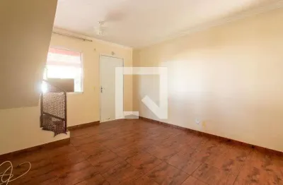 Casa com 2 quartos para alugar na Estrada Morro Grande, Jardim Ísis, Cotia