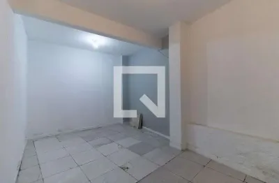 Casa com 1 quarto para alugar na Rua Almeida Torres, Aclimação, São Paulo