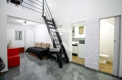 Casa com 1 quarto para alugar na Rua Antônio Vieira de Medeiros, Pinheiros, São Paulo