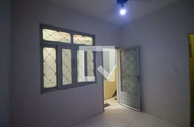 Casa com 1 quarto para alugar na Rua Americana, Cachambi, Rio de Janeiro