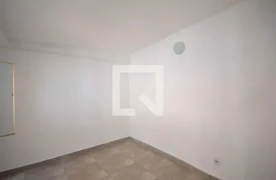 Casa para aluguel - heliópolis, 1 quarto,  30 m² - belford roxo