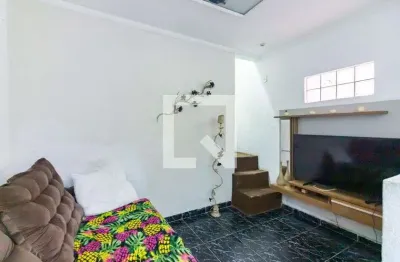 Casa com 3 quartos para alugar na Rua Arthur Azevedo, Santa Maria, Osasco