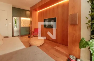 Apartamento para Aluguel - Pinheiros, 2 Quartos,  70 m² - São Paulo