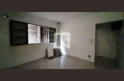 Casa com 1 quarto para alugar na Rua Altinópolis, Rochdale, Osasco