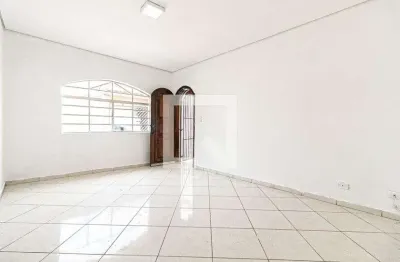 Casa com 2 quartos para alugar na Rua Tales de Mileto, Artur Alvim, São Paulo
