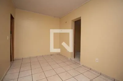Casa com 2 quartos para alugar na No-street, Samambaia Sul (Samambaia), Brasília