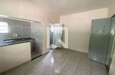 Casa para aluguel - dr. laureano, 1 quarto,  60 m² - duque de caxias