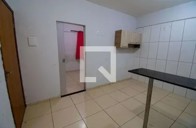 Kitnet / stúdio para aluguel - taguatinga, 1 quarto,  35 m² - brasília