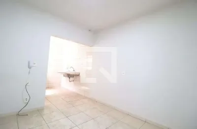 Kitnet / stúdio para aluguel - centro, 1 quarto,  18 m² - uberlândia