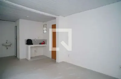 Kitnet / stúdio para aluguel - itaipu, 1 quarto,  50 m² - niterói