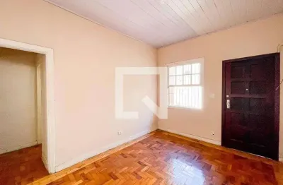 Casa com 1 quarto para alugar na Rua Turiuba, Água Fria, São Paulo