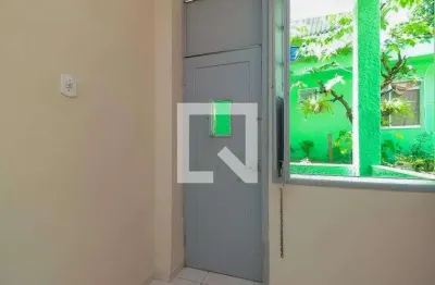 Casa com 2 quartos para alugar na Rua Alfredo Pujol, Grajaú, Rio de Janeiro