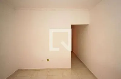 Casa com 2 quartos para alugar na Rua Evaristo Luiz de Souza, Sapopemba, São Paulo