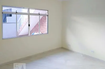 Casa com 1 quarto para alugar na Rua Mário Lovi, Cangaíba, São Paulo