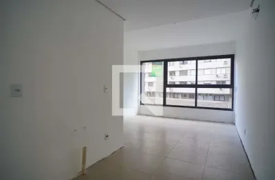 Kitnet / stúdio para aluguel - bom fim, 1 quarto,  24 m² - porto alegre