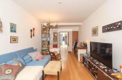 Casa com 2 quartos para alugar na Rua Capote Valente, Pinheiros, São Paulo