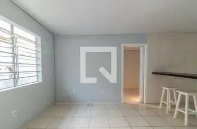 Casa / sobrado em condomínio para aluguel - medianeira, 2 quartos,  60 m² - porto alegre