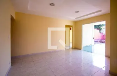 Casa para aluguel - jardim alcântara, 8 quartos,  363 m² - são gonçalo